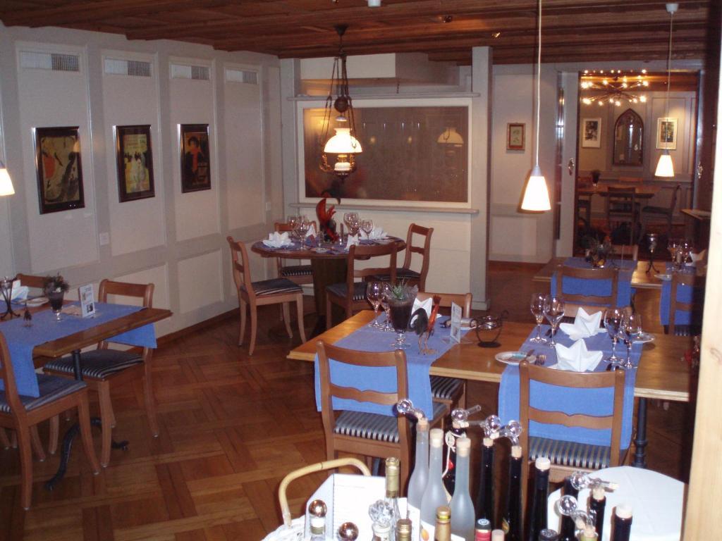 Hotel Weisses Kreuz Lyss Esterno foto